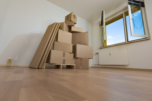 Woolwich moving van service for flexible home and office transport