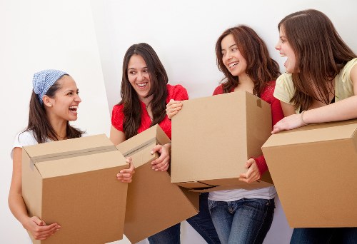 Different box sizes for safe packing in Woolwich